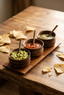 Salsero Sisal con salsas y totopos en mesa